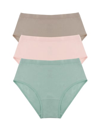 Basics® Women Briefs Bundle of 3 Basic Colored Briefs - pzsku/Z2FFB0917350C945F4F77Z/45/1745087664/62b68745-2d32-4063-8f6b-a99a5bb8865b