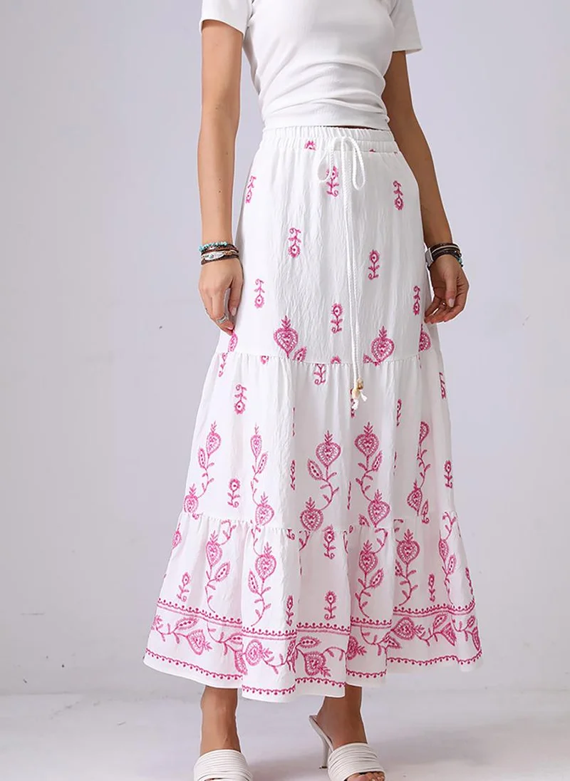 YUNIQEE White Self Design Flared Midi LengthFloral Print Skirts