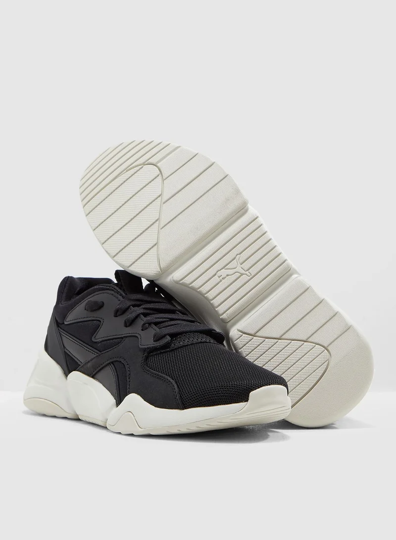 PUMA Lola Plaku Nova Girl Boss