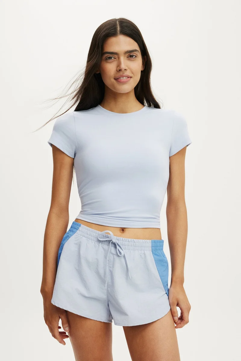 ULTRA SOFT FITTED TSHIRT