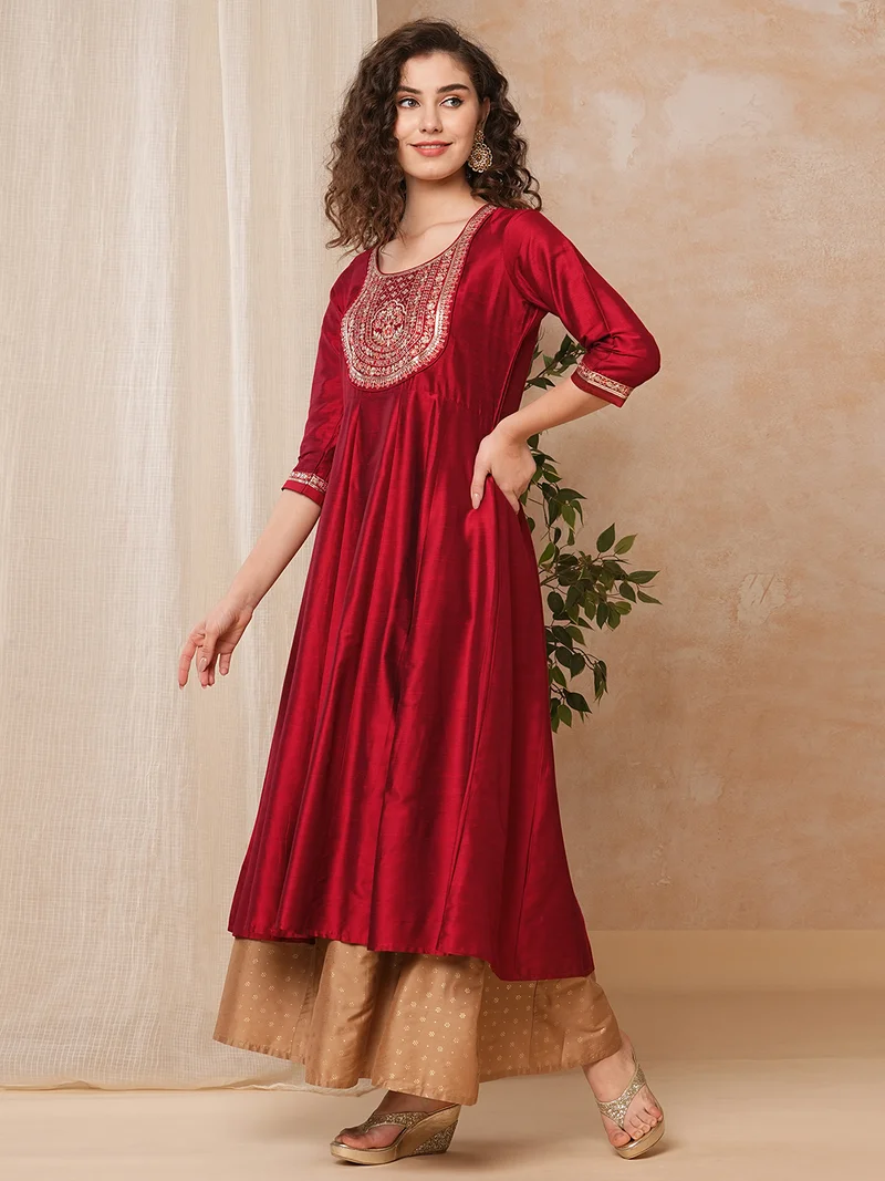 globus Women Ethnic Embroidered Sequinned Anarkali Kurta