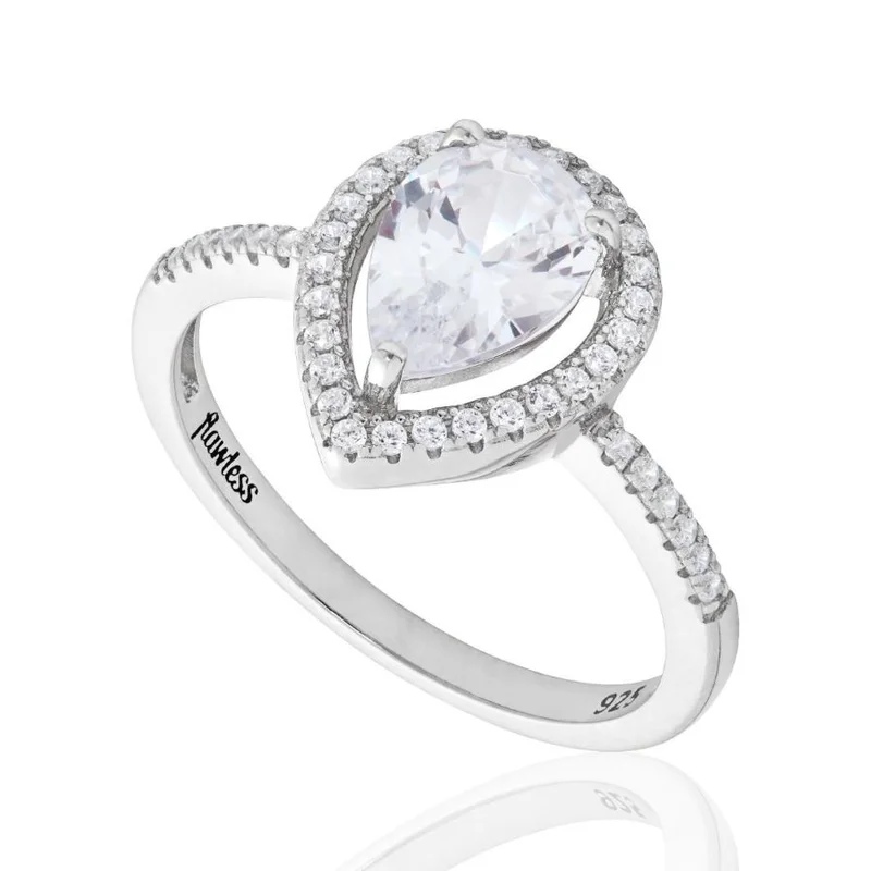 باكلي لندن BUCKLEY LONDON THE FLAWLESS COLLECTION - SPARKLE PEAR SOLITAIRE RING