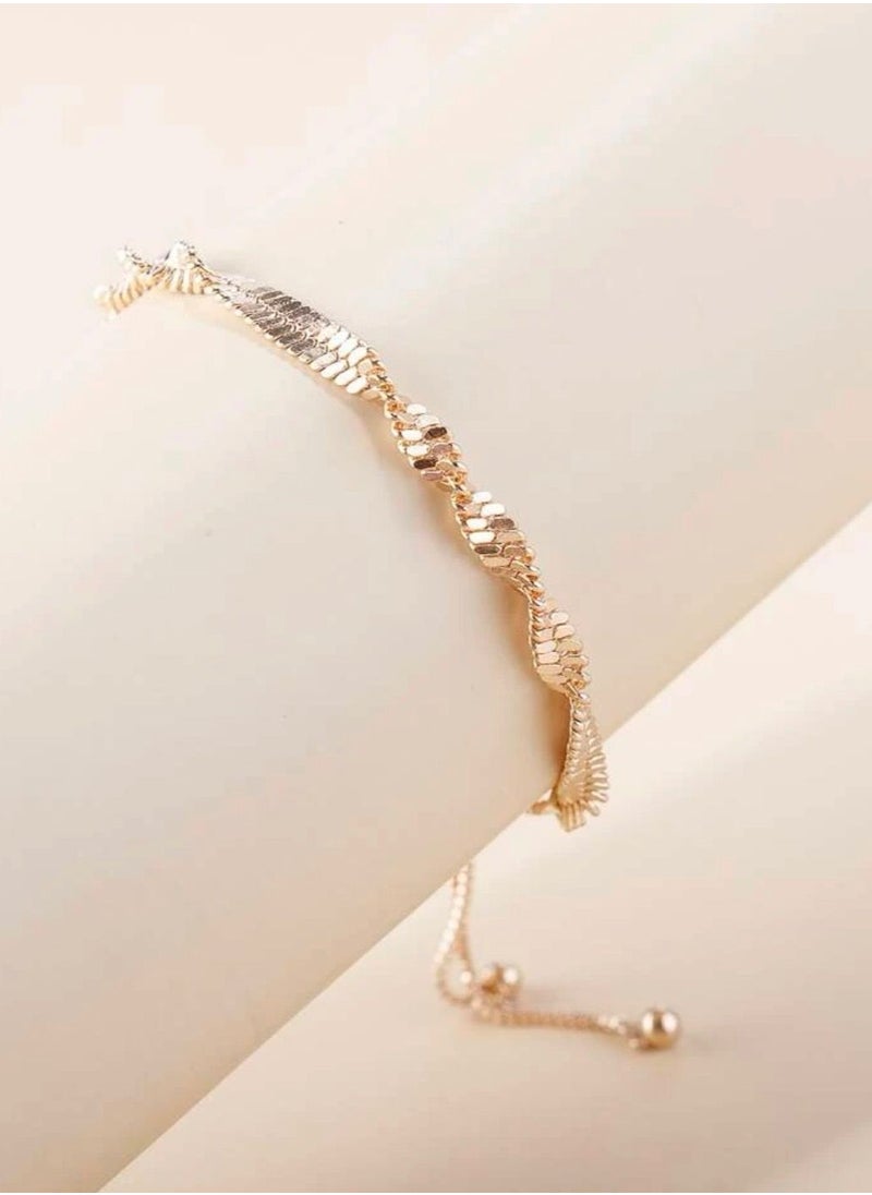 sixtyfour Amazing Gold Plated Bracelet For Women  - Image 2