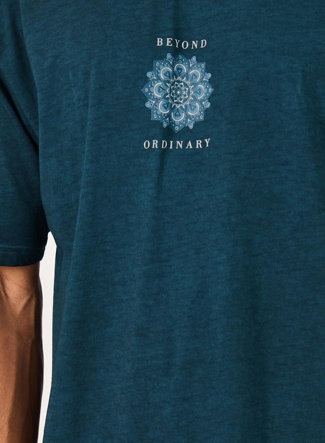 ستايلي تيشيرت أوفر سايز بطبعة جرافيك خلفية مغسول بالحمض - Image 4