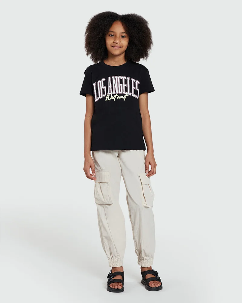 او في اس Black Graphic Tee – Modern Style For Girls