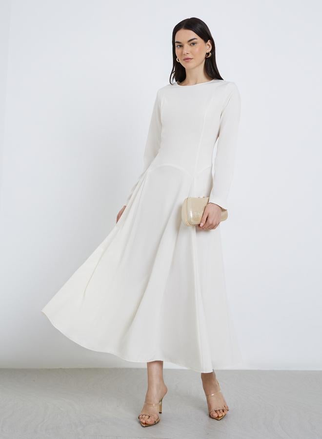 Styli Solid Round Neck A-Line Maxi Dress - Image 1