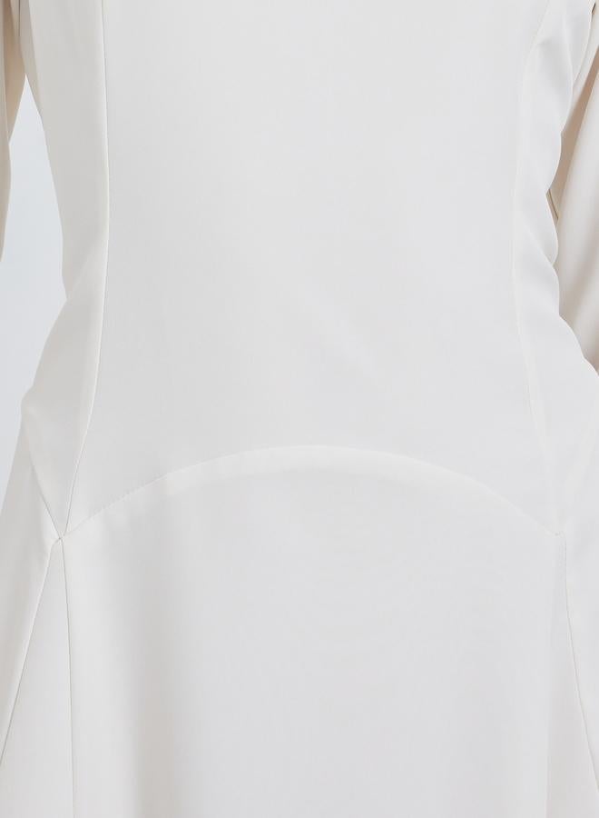 Styli Solid Round Neck A-Line Maxi Dress - Image 4