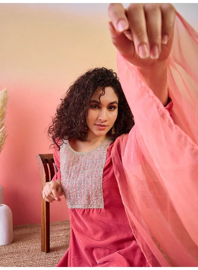 AKS Peach Velvet Pathani Kurta Set With Organza Dupatta