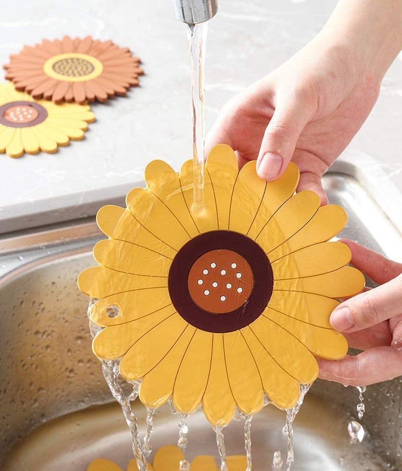 WE-CEF Sunflower mats Placemats Hot Pad Drink Coasters 3 Pack(20,15,10cm) Silicone Coasters, Flower Soft Rubber Coaster, Protect Furniture from Water Marks or Damage, Non Slip (Yellow) - Image 2