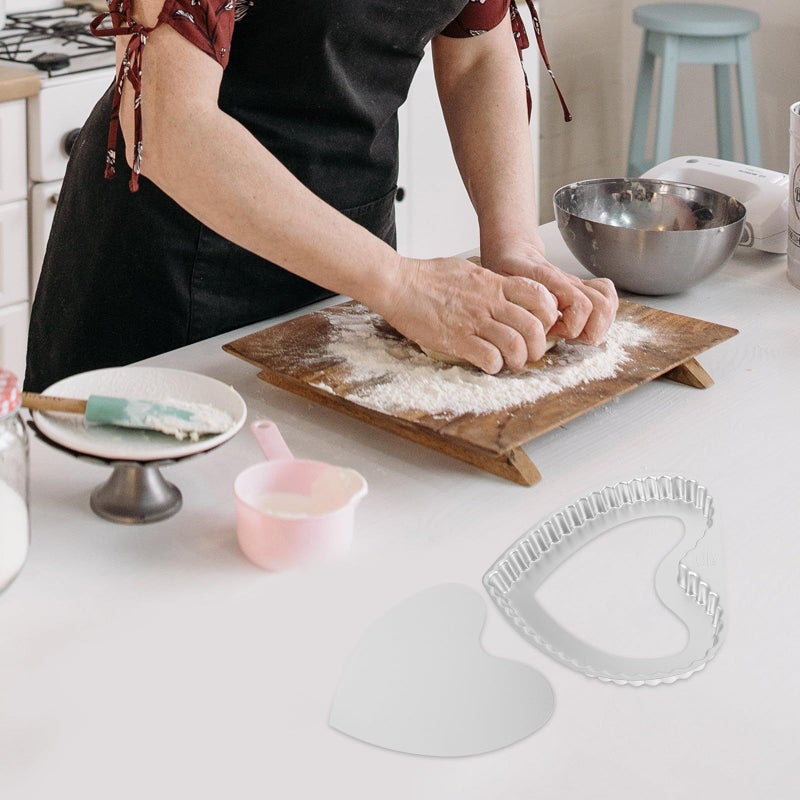 8 Inch Heart Shaped Baking Pan Removable Base Aluminum Alloy Nonstick Cake Mold - Image 4