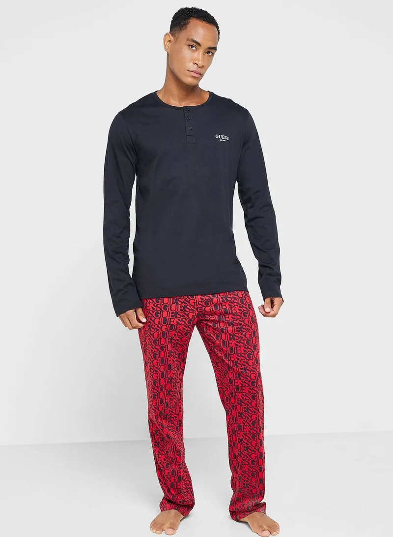 GUESS Logo Pyjama Set