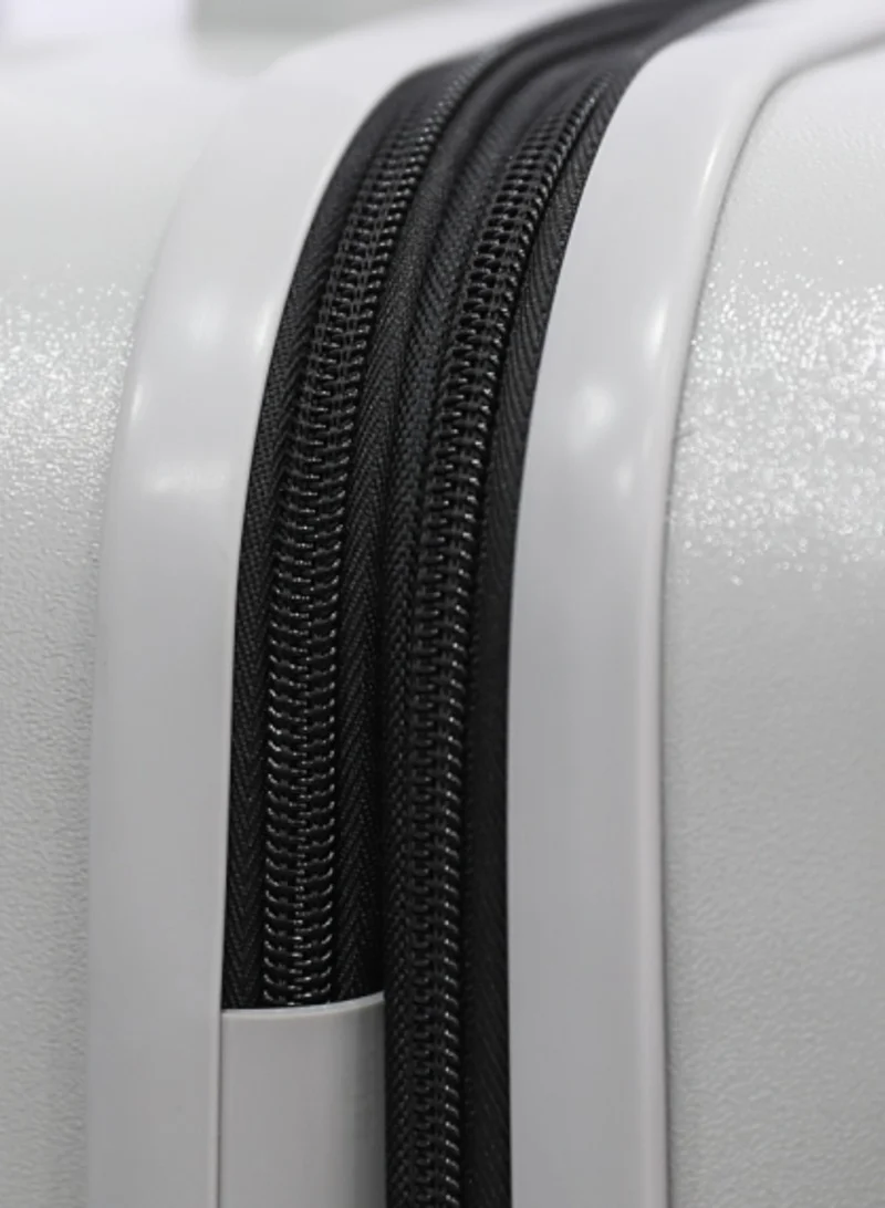 كالفن كلاين حقيبة سفر Insignia Hardside Spinner ذات العجلات، خفيفة الوزن للغاية من مادة ABS، 4 عجلات مزدوجة
