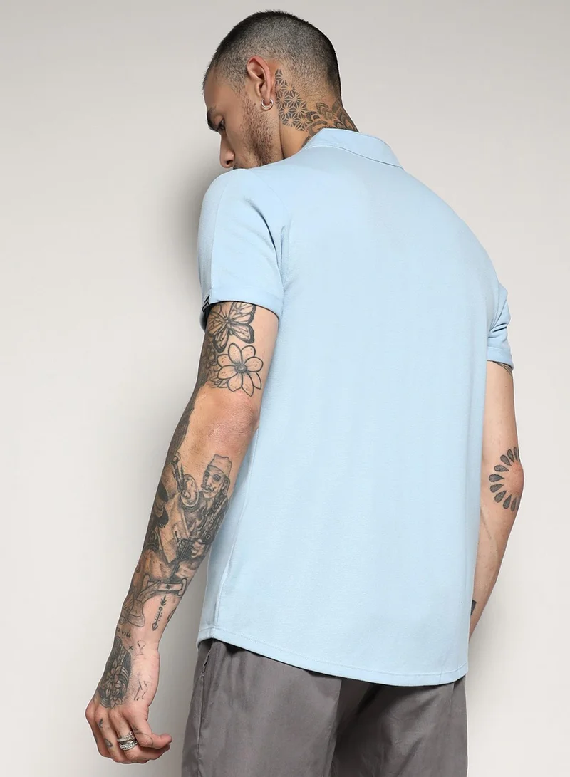 Campus Sutra Campus Sutra Men's Light Blue Basic Shirt For Casual Wear | Mandarin Collar | Short Sleeve | Button Closure | Cotton Shirt Crafted With Comfort Fit For Everyday Wear