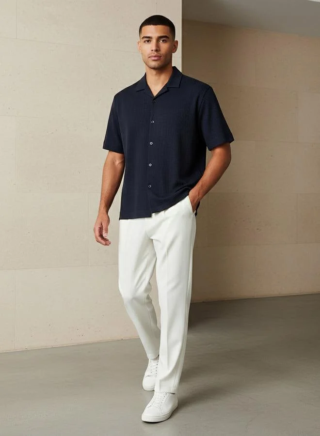 Emperor Emperor Men Regular Fit Camp Collar Waffle Textured Short Sleeves Shirt