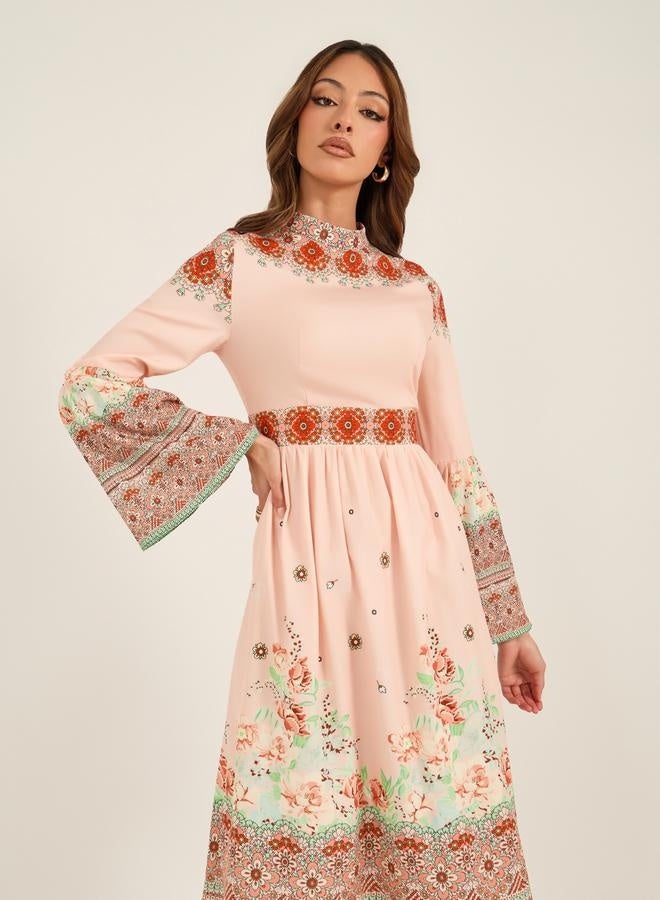 فستان بطبعة زهور