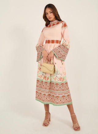 فستان بطبعة زهور - pzsku/Z3017C4A8698DCD72015DZ/45/_/1740554259/8c9e5a14-3e60-4ab9-a23e-6968eaeec62e