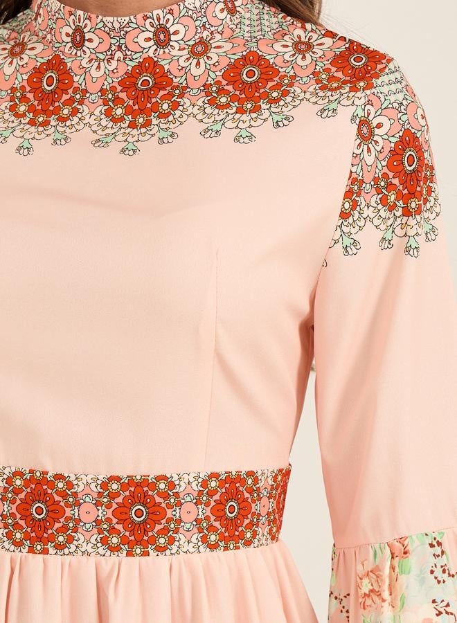 فستان بطبعة زهور