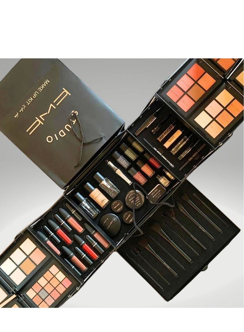 كيه دابليو كيه طقم مكياج من كيه دابليو كيه - Image 1