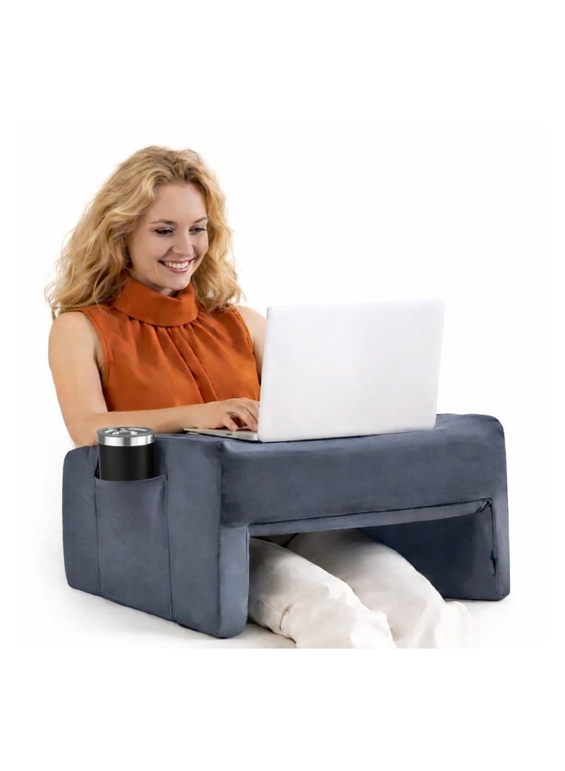 بلش وسادة القراءة القطيفة للألعاب وسادة مكتب لينة اللفة لأجهزة الكمبيوتر المحمول حضن كبيرة وسادة مع جيب حامل أكواب في نهاية المطاف الراحة مكتب الكمبيوتر المحمول للسرير أريكة سيارة متعددة الاستخدامات وسائد القراءة الكبار رمادي - Image 1