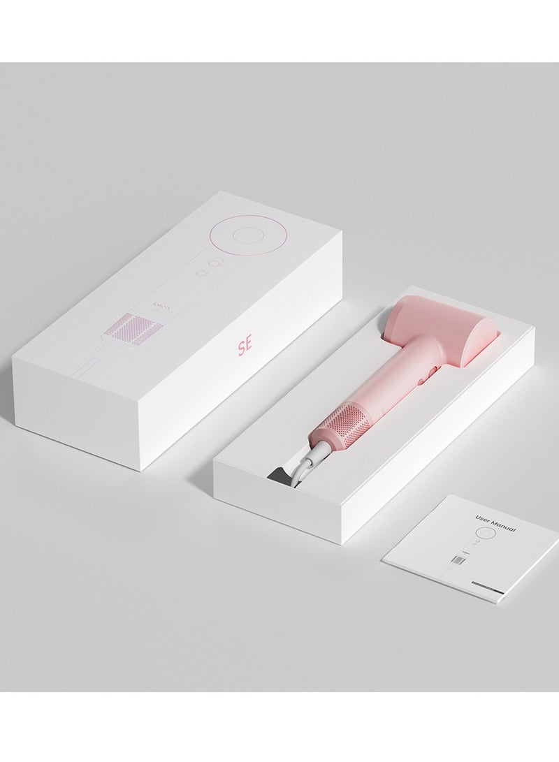 لايفن اس اي مجفف الشعر الأيوني - الأكثر مبيعًا في العالم والمُصنّف رقم 1 في قائمة مجففات الشعر عالية السرعة - 200 مليون أيونات سالبة، محرك بدون فرشاة بسرعة 105,000 دورة في الدقيقة، تجفيف سريع بقوة 1400 واط، ضوضاء منخفضة، فوهة مغناطيسية واحدة - وردي - Image 5