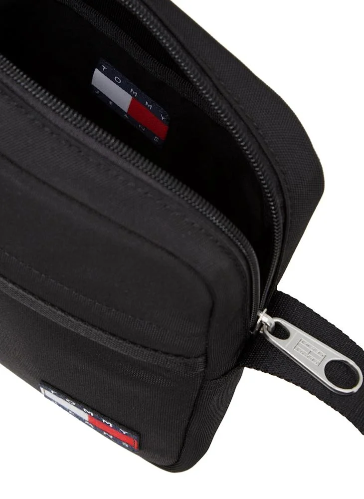 تومي جينز Logo Detailed Messenger Bag