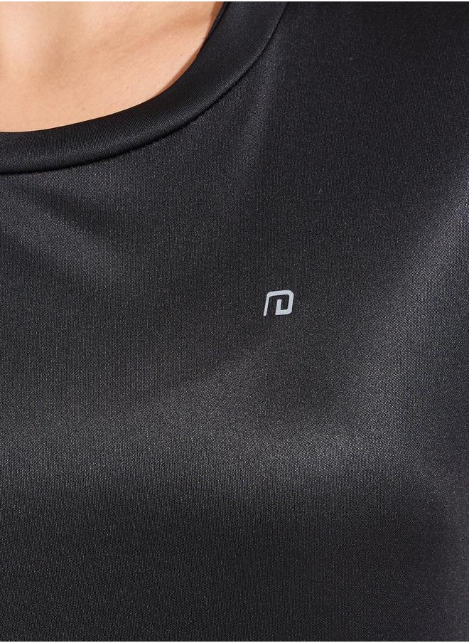 Styli Logo Detail Short Sleeves Basic Top  - Image 5