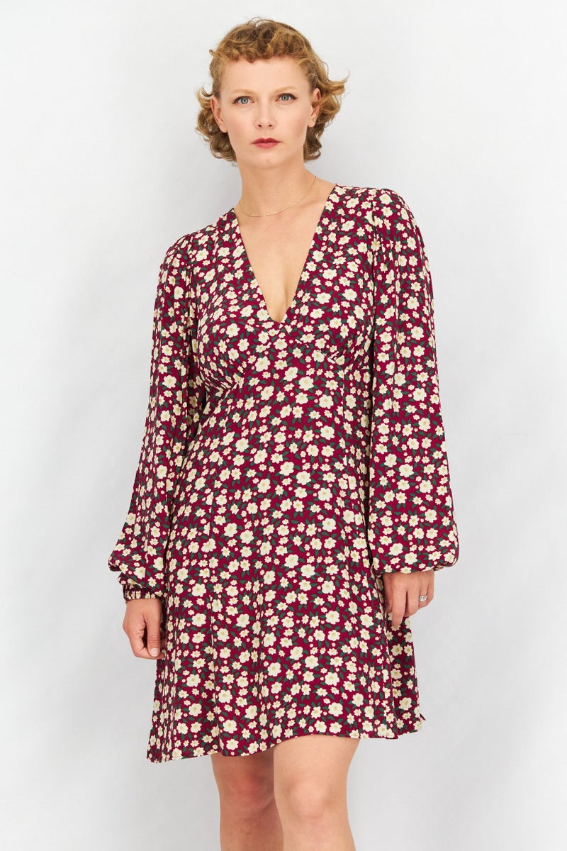 NA-KD فستان ميني بأكمام طويلة مزخرف بالورود للنساء، مجموعة مارون - Image 1