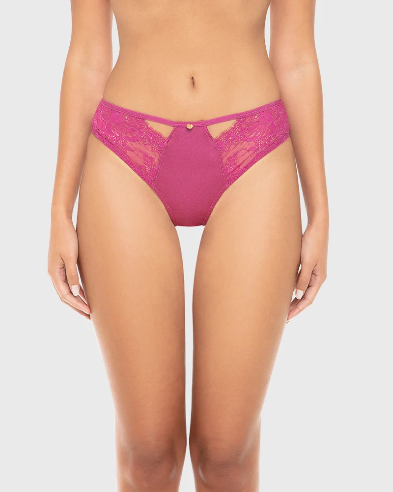 ايسلا اند ايفي Isla & Evie Luxe Fashion Lace Micro Cheeky Panty
