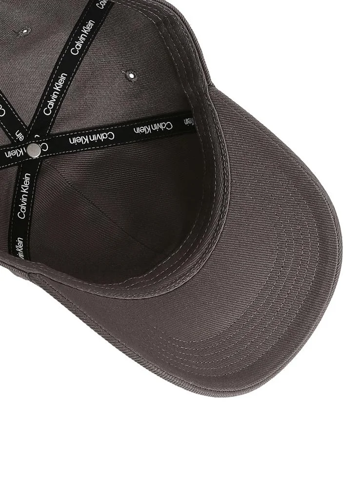 كالفن كلاين جينز 6 Panel Small Monologo Patch Cap