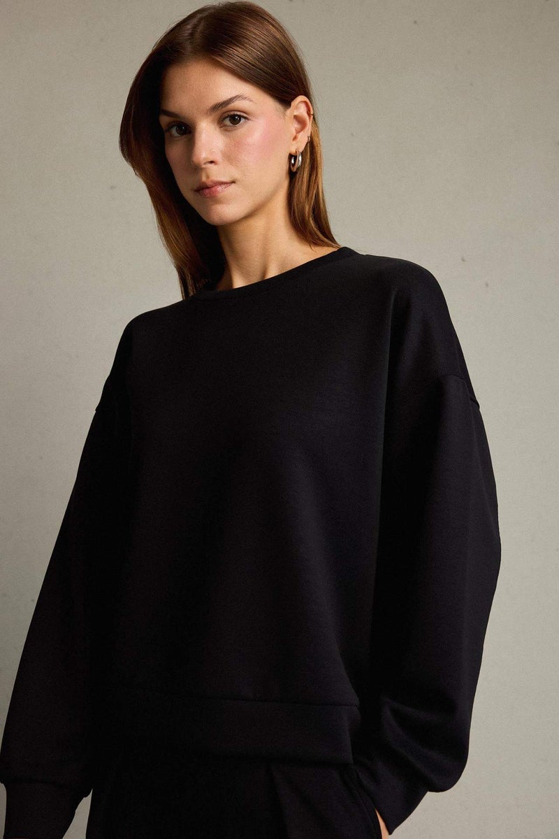 DeFacto Sweatshirt - Image 1