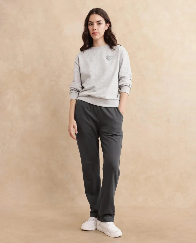 ريريزم Women's Terry Straight Fit Trackpants