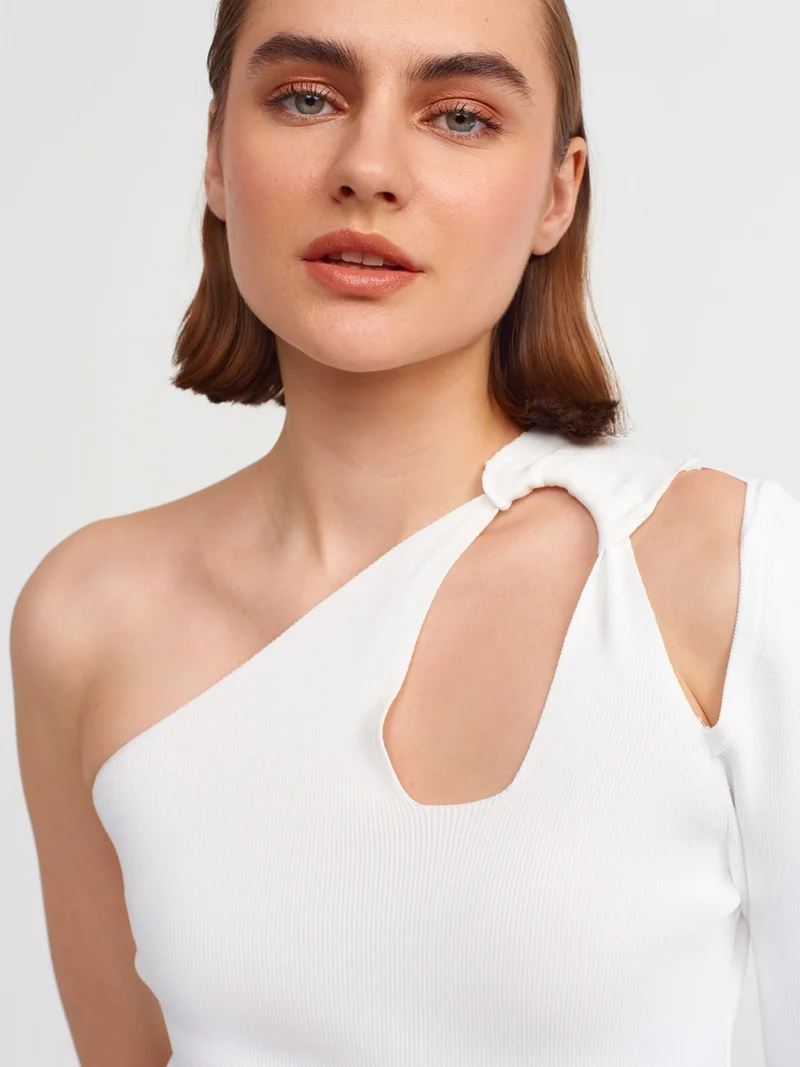 ديلفين 10328 Right Shoulder Open Single Sleeve Sweater-Ecru