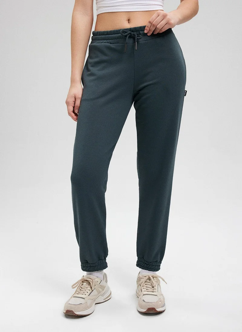 مافي Green Basic Sweatpants