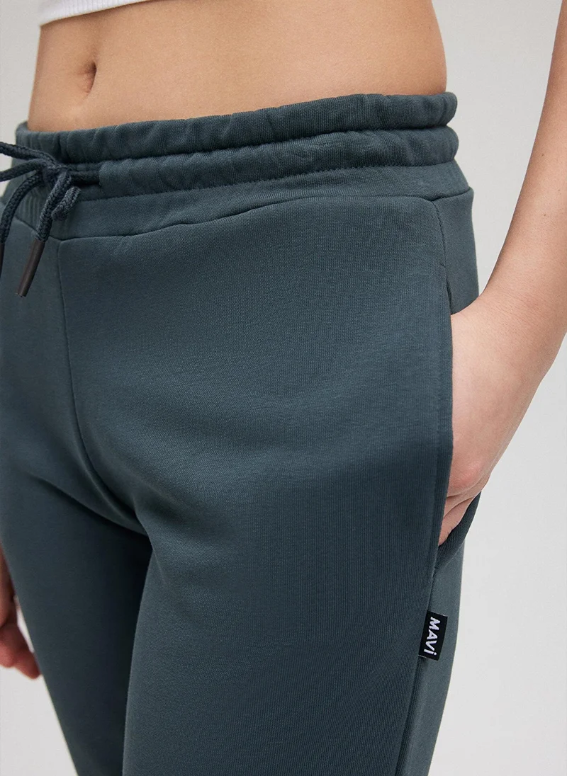 مافي Green Basic Sweatpants
