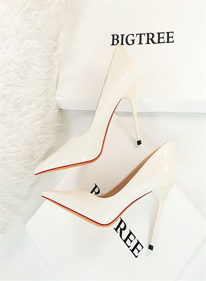 BIGTREE حذاء بكعب عالٍ من الجلد المنسوج باللون الأبيض 9.5 سم - Image 1