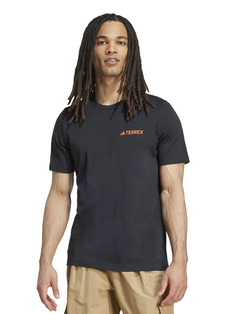 اديداس تيريكس تي شيرت برسومات