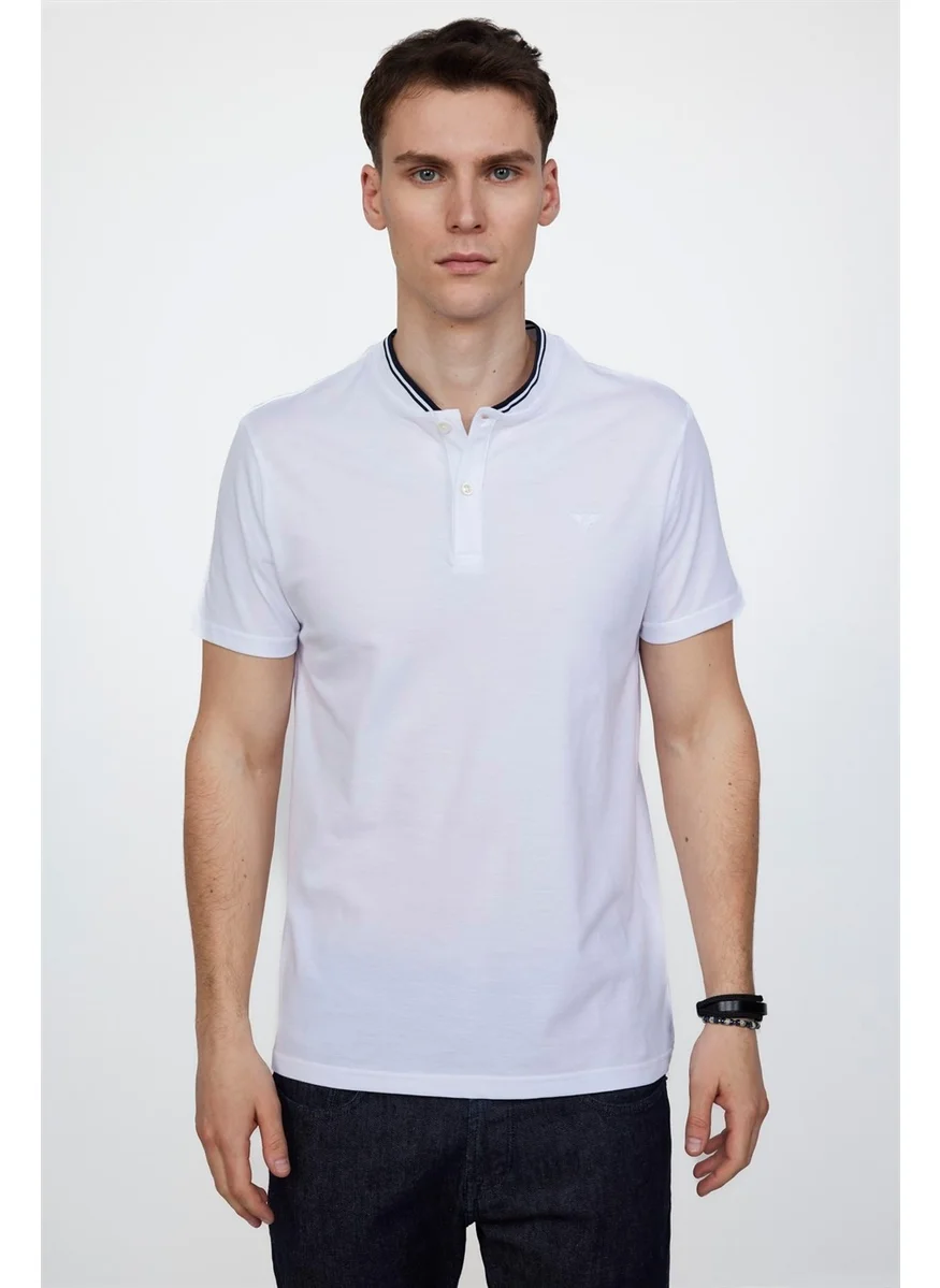 تودورس Men's Slim Fit Judge Collar Pique Cotton White T-Shirt