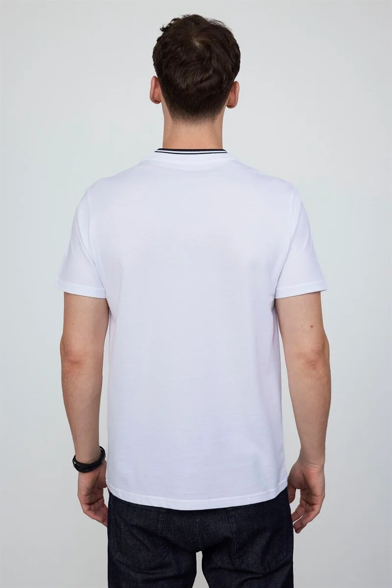 تودورس Men's Slim Fit Judge Collar Pique Cotton White T-Shirt