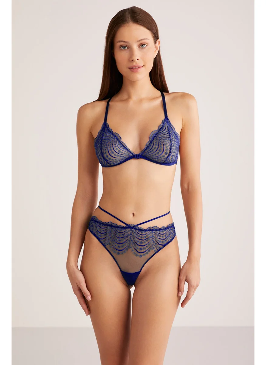 كوم Dora Thong