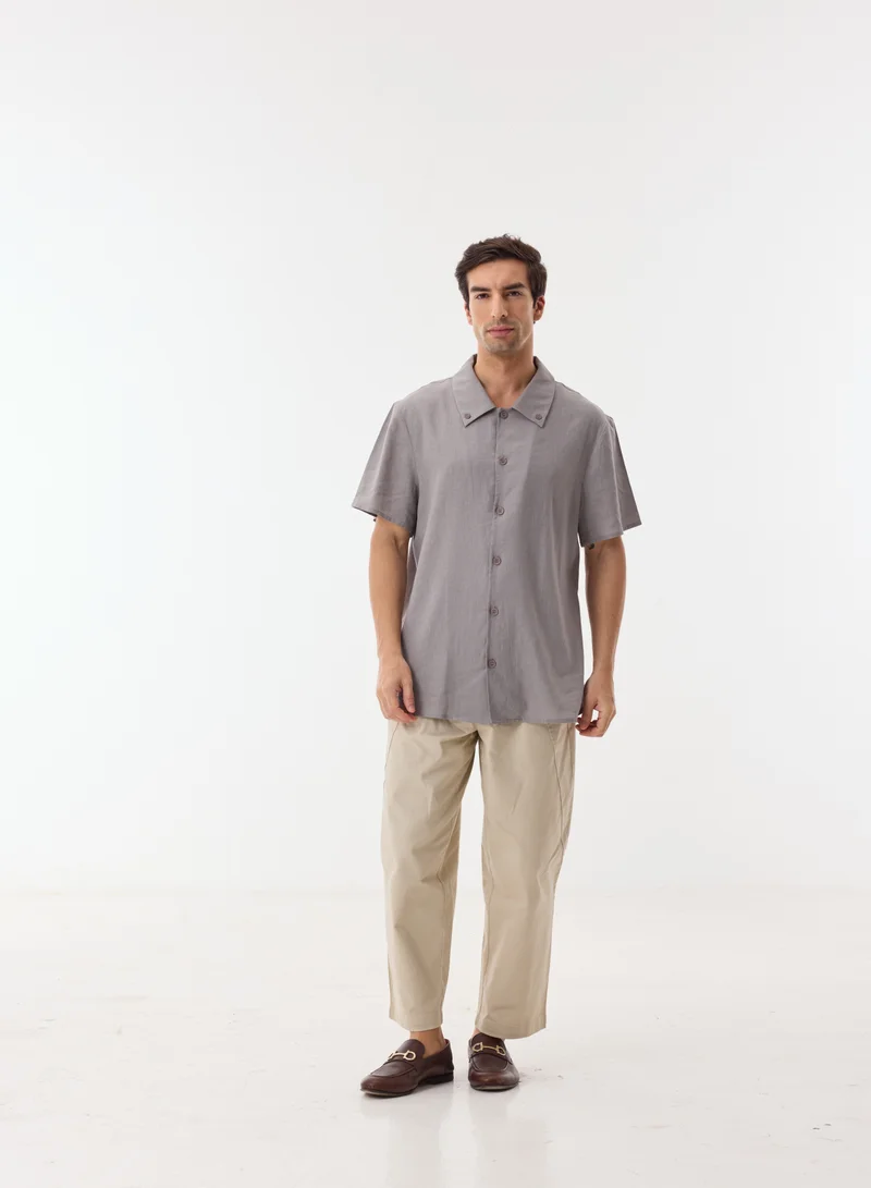 Ashita Fernandes Trendyol Men's Button-Down Short Sleeve Shirt - Grey