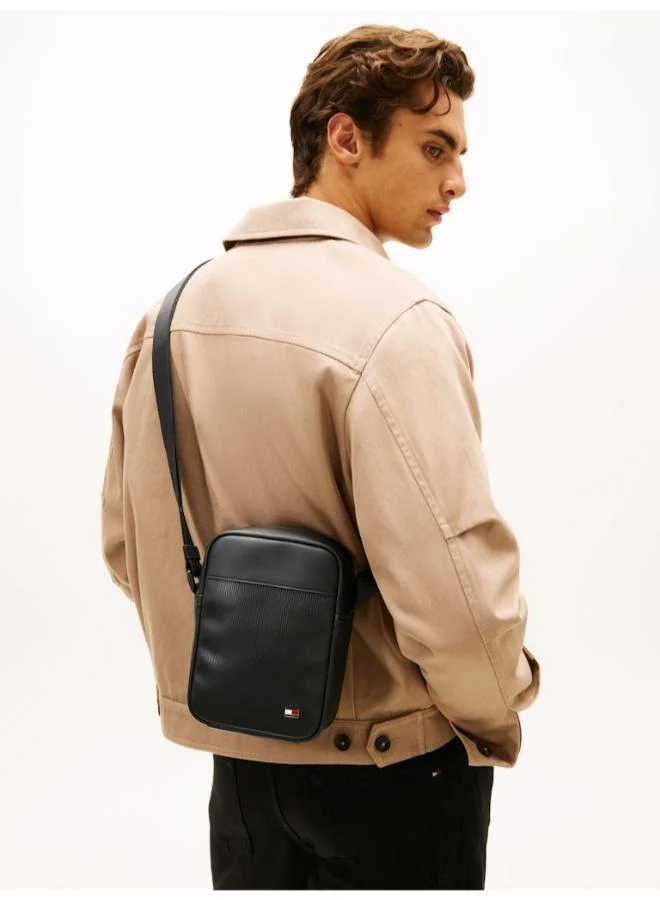 TOMMY HILFIGER Hilfiger Flag Ribbed Crossbody Reporter Bag