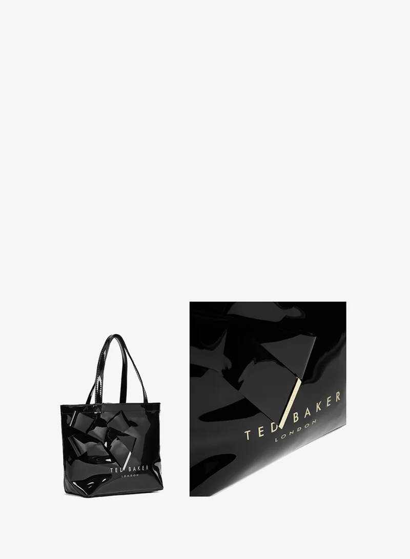 تيد بيكر عقدة القوس الصغيرة