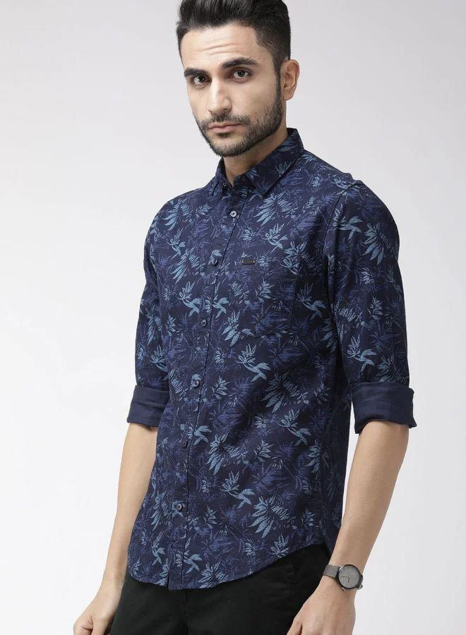 ذا انديان كراج كو Men Slim Fit Abstract Printed Full Sleeves Cutaway Collar Casual Shirt