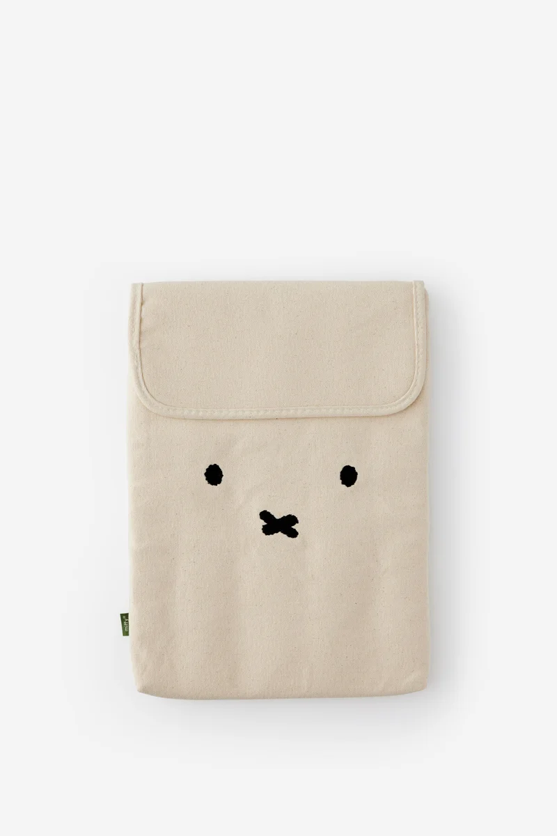 Collector Mode 14 Inch Laptop Sleeve