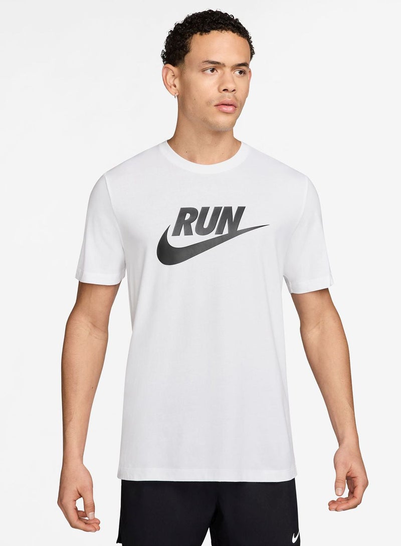 نايكي تيشيرت دراي فيت للجري بشعار سووش - Image 1