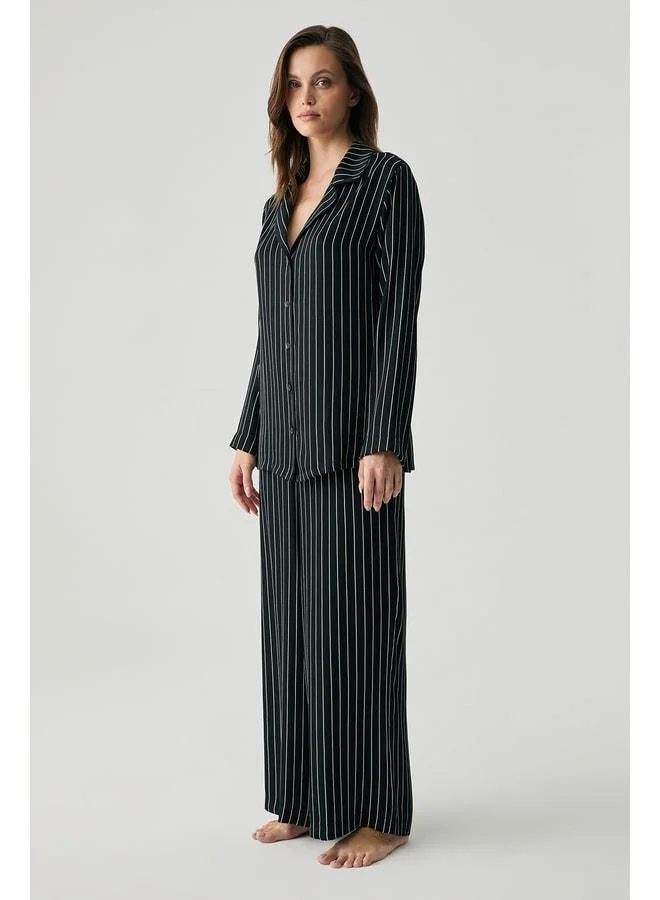 Penye Mood  Viscose satin-textured striped pajama set. for Women | Best Price UAE