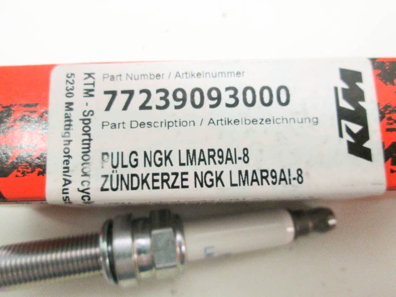 KTM شمعات الإشعال NGK KTM، هوسكفارنا، غازغاز - LMAR9AI-8 - Image 2