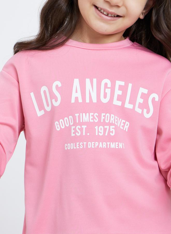 ستايلي طقم بناتي وردي بطبعة لوس أنجلوس و بنطال رياضي - Image 3