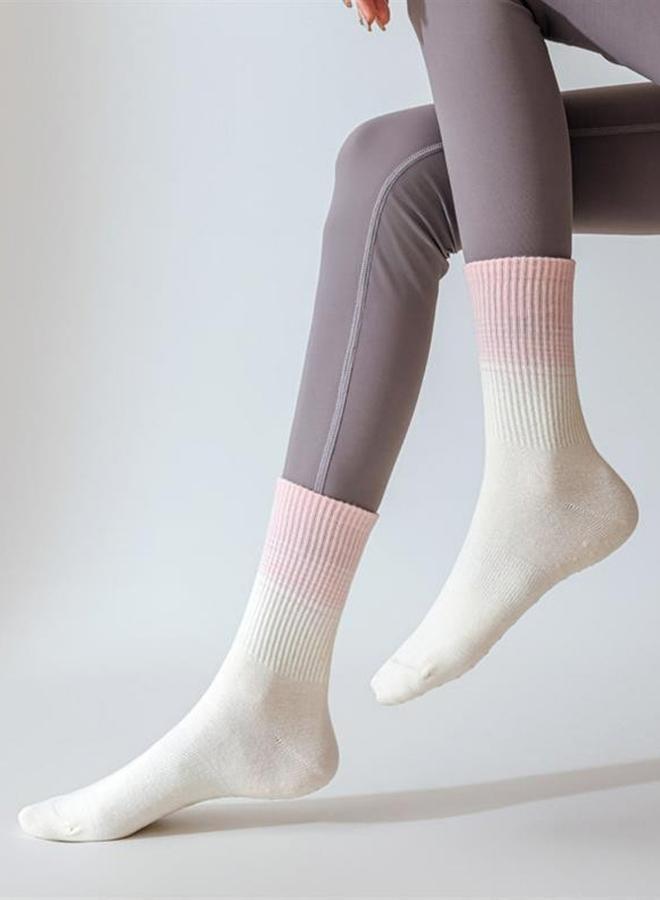 Styli Active Tonal Ombre Silicon Pad Yoga Socks - Image 4