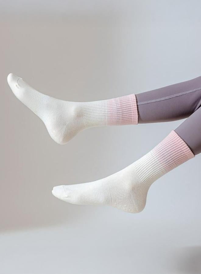 Styli Active Tonal Ombre Silicon Pad Yoga Socks - Image 3